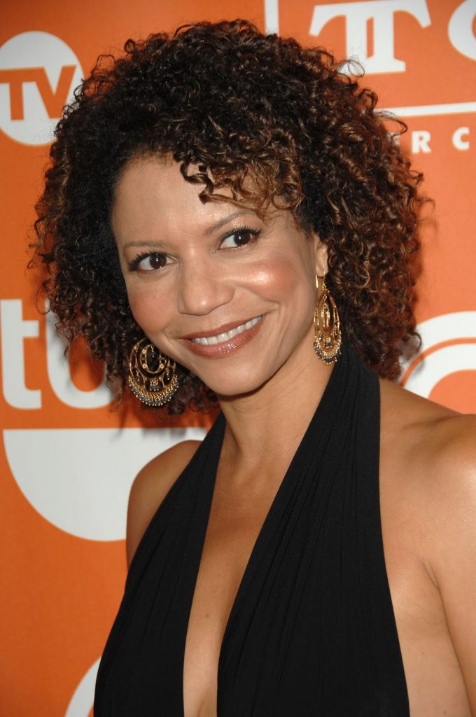 Gloria Reuben facelift