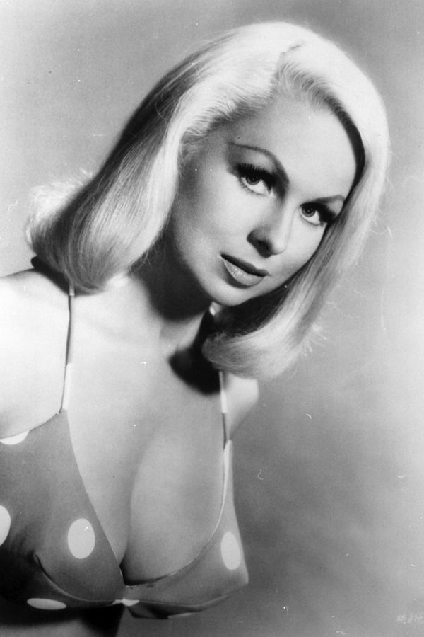 Joi Lansing nose job