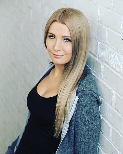 Lauren Southern before and after plastic surgery