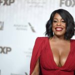 Niecy Nash body measurements lips nose job