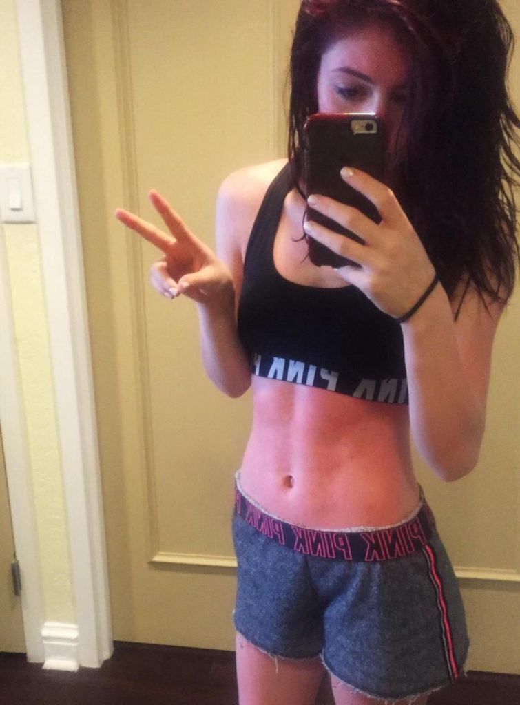 Chrissy Costanza Plastic Surgery Body