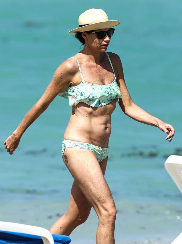 Minnie Driver Cosmetic Surgery Body