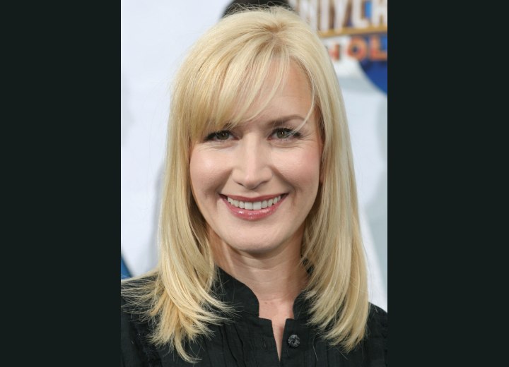 Angela Kinsey Plastic Surgery Face