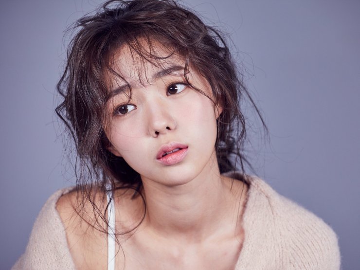 Chae Soo-bin Cosmetic Surgery Face