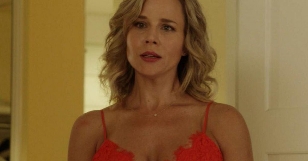 Julie Benz Plastic Surgery Face